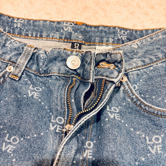 HM Divided Denim Shorts Womens Size 10 Blue Jean High Waist Daisy Dukes Festival - Picture 5 of 11